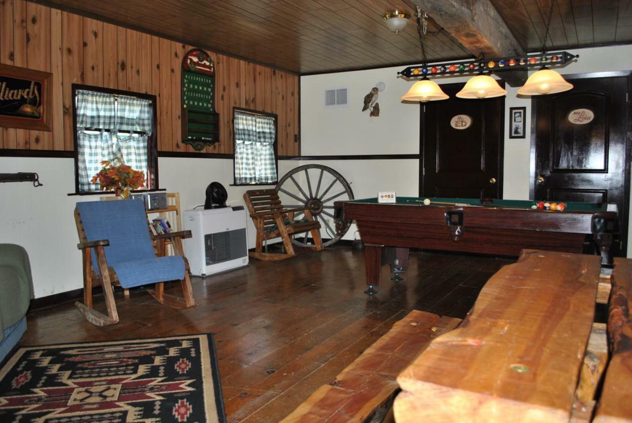 Aspen Inn Fort Klamath Buitenkant foto