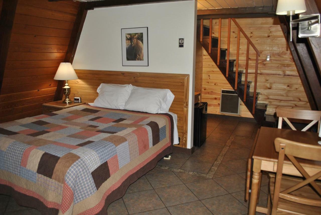 Aspen Inn Fort Klamath Buitenkant foto