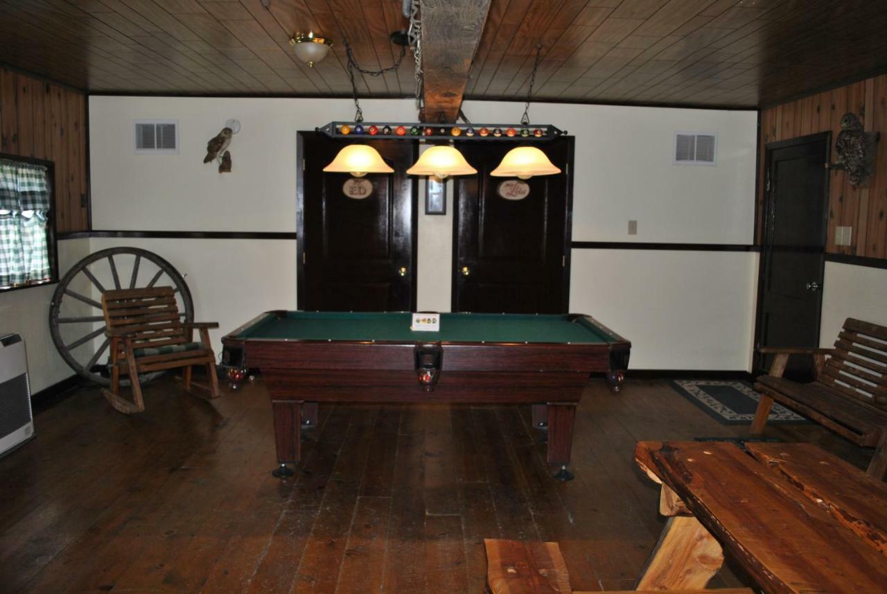 Aspen Inn Fort Klamath Buitenkant foto
