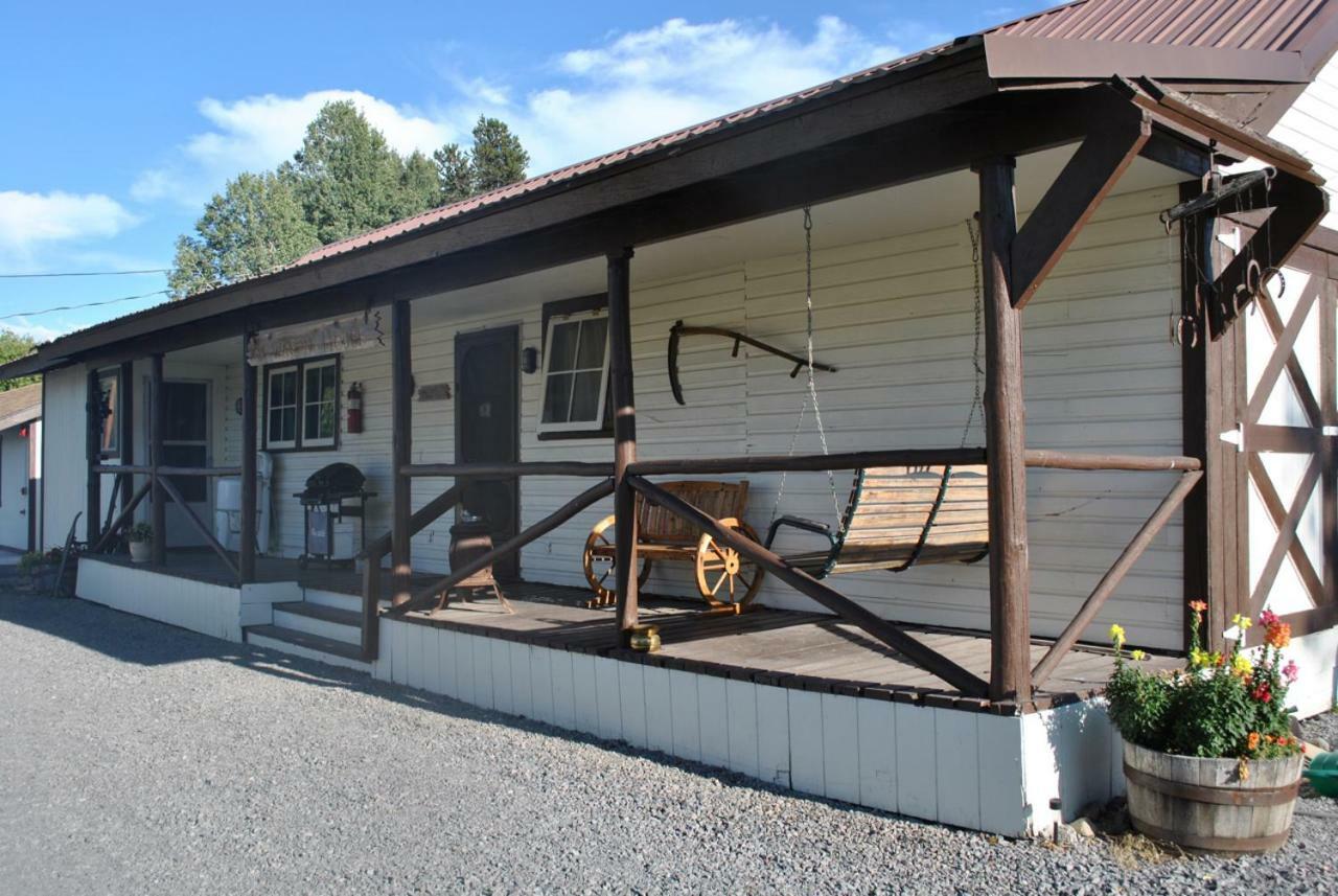 Aspen Inn Fort Klamath Buitenkant foto